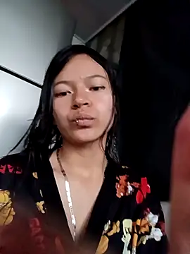 Ninffa sweet21 online show from April 6, 2026, 10:55 pm