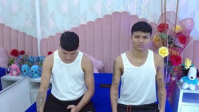 party duo playboy online show from April 15, 2026, 7:58 pm