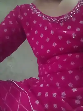 Snapshot of x_rani chatting on April 30, 2026, 8:10 am x rani online show from April 30, 2026, 8:10 am