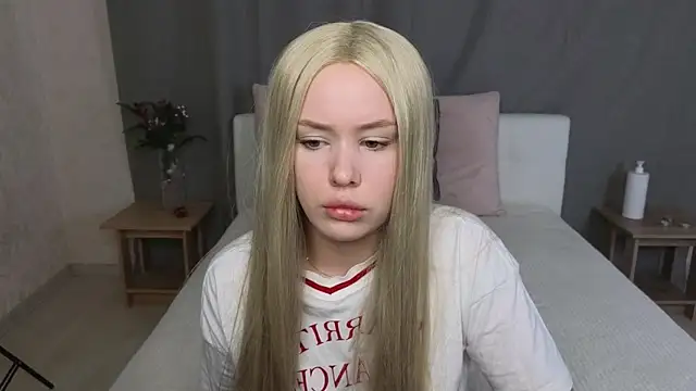 Snapshot of MelissaAvis chatting on July 9, 2026, 4:46 am MelissaAvis online show from July 9, 2026, 4:46 am