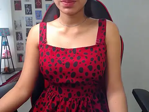 sweety gaur online show from April 5, 2026, 5:14 am