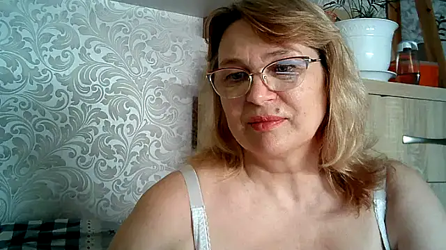 Snapshot of Alina-malina66 chatting on June 10, 2026, 9:16 pm Alina-malina66 online show from June 10, 2026, 9:16 pm