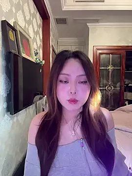 thelittlexx online show from April 13, 2026, 12:20 pm