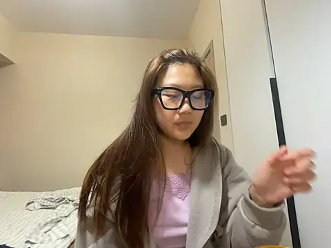 tutu512 online show from March 27, 2026, 12:19 am