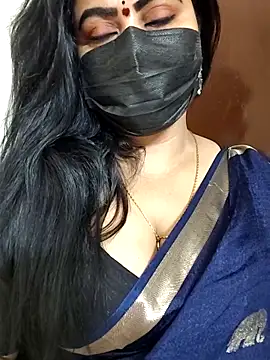 Snapshot of Anushka_flower chatting on June 1, 2026, 2:56 am Anushka flower online show from June 1, 2026, 2:56 am