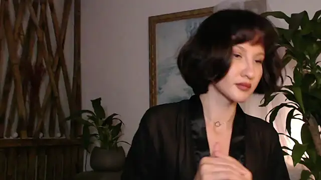 Snapshot of wanderwhitch chatting on July 3, 2026, 5:30 pm wanderwhitch online show from July 3, 2026, 5:30 pm