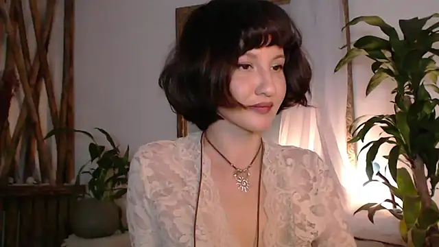 Snapshot of wanderwhitch chatting on July 9, 2026, 12:00 am wanderwhitch online show from July 9, 2026, 12:00 am