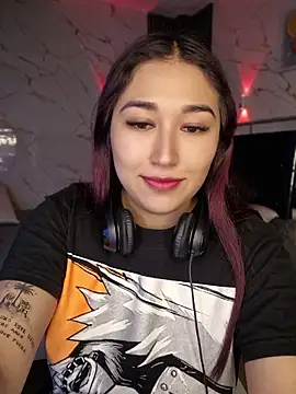 Sarah Bloom online show from April 11, 2026, 1:46 am