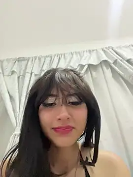 WandaRosse online show from April 19, 2026, 5:08 am