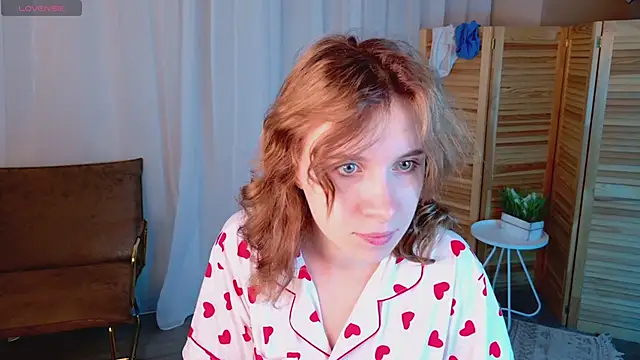 Snapshot of miraiakik chatting on June 20, 2026, 6:29 am miraiakik online show from June 20, 2026, 6:29 am