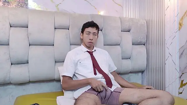 MOgekobig19 online show from April 3, 2026, 11:38 am