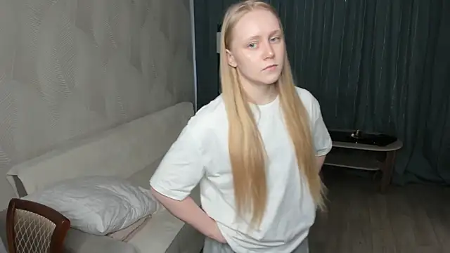 VestaBowmer online show from April 17, 2026, 7:11 am