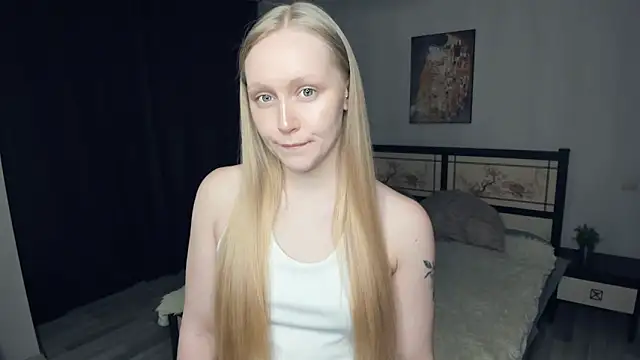 VestaBowmer online show from April 4, 2026, 7:31 pm