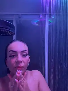 BuenoBx online show from April 18, 2026, 10:54 pm