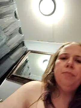 023thickandjuicy07 online show from April 12, 2026, 2:26 am