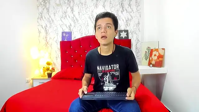 Alejandra and James  online show from April 8, 2026, 2:24 am