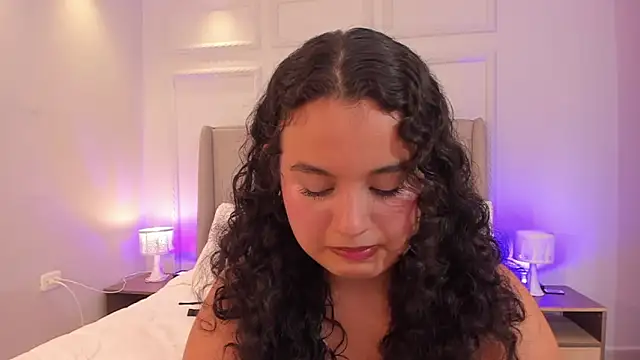 ShanonFox oficial online show from April 9, 2026, 8:59 pm