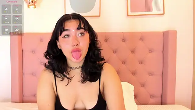 xiomi monroe online show from April 17, 2026, 4:21 pm