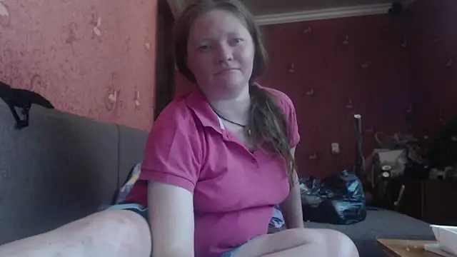 Snapshot of CharleyReid chatting on June 12, 2026, 4:27 pm CharleyReid online show from June 12, 2026, 4:27 pm