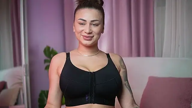 AmeliaBarbie online show from April 15, 2026, 6:45 pm