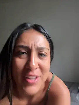 Snapshot of SonnySoless2 chatting on June 15, 2026, 1:33 pm SonnySoless2 online show from June 15, 2026, 1:33 pm