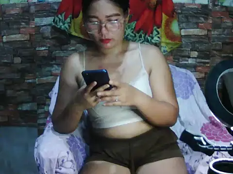 honey krishia online show from July 15, 2026, 1:51 pm