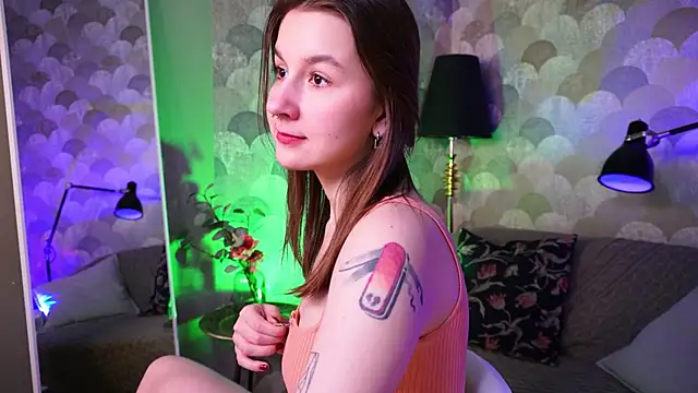 Frantease online show from April 9, 2026, 6:19 am