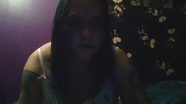 DoubleTroubleXO online show from April 3, 2026, 2:29 am