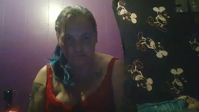 DoubleTroubleXO online show from April 4, 2026, 4:52 am