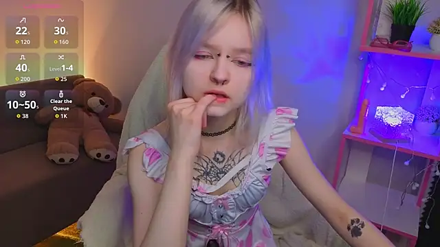 Mary Wester online show from April 12, 2026, 11:52 pm