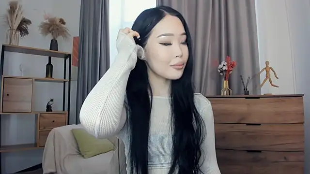 Snapshot of Amai_Tsumi chatting on May 23, 2026, 7:18 am Amai Tsumi online show from May 23, 2026, 7:18 am