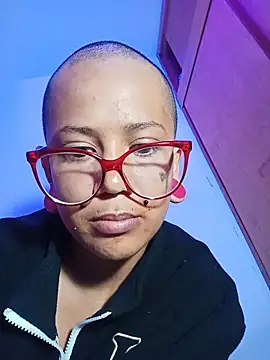 xblackstarX1 online show from April 16, 2026, 2:12 am