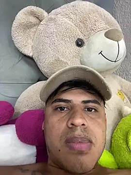 Zaym Liam online show from April 5, 2026, 10:49 pm