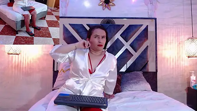 Natasha and zoe  online show from April 10, 2026, 2:13 pm