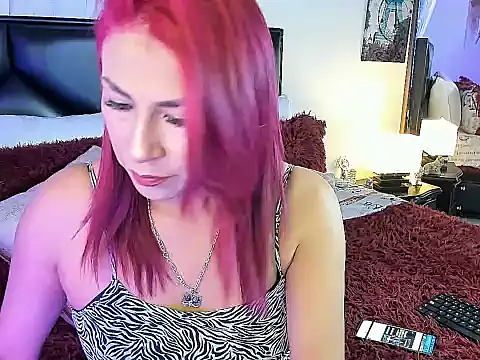 Snapshot of tatianabelli chatting on May 8, 2026, 6:23 pm tatianabelli online show from May 8, 2026, 6:23 pm