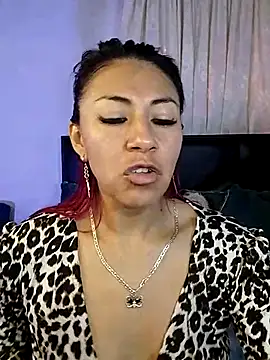 Snapshot of tatianabelli chatting on April 30, 2026, 6:04 pm tatianabelli online show from April 30, 2026, 6:04 pm
