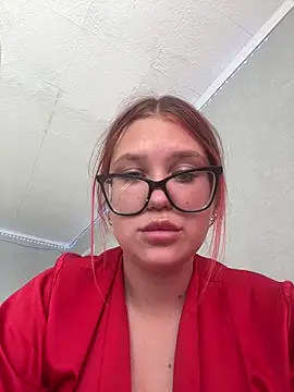 Snapshot of MissAuroraX chatting on June 17, 2026, 2:27 pm MissAuroraX online show from June 17, 2026, 2:27 pm