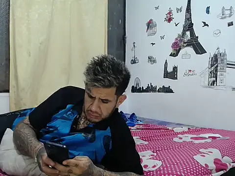 allison maxtattoo  online show from April 5, 2026, 2:29 am