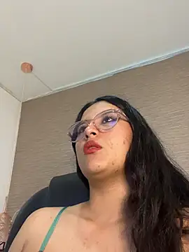babylexi18 online show from June 27, 2026, 7:42 pm