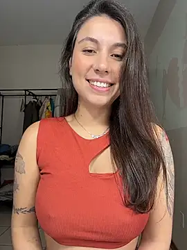 Snapshot of Carolzinhalux69 chatting on June 1, 2026, 4:39 pm Carolzinhalux69 online show from June 1, 2026, 4:39 pm