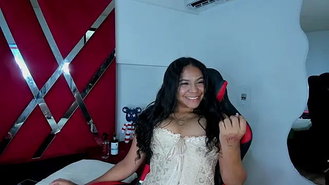 Helenaht online show from April 17, 2026, 12:41 pm