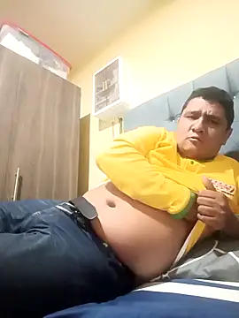 luis20212 online show from April 9, 2026, 5:31 am