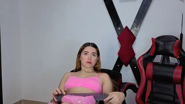 Hana and Zeta2026 online show from April 13, 2026, 12:42 pm