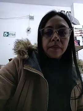 Snapshot of Violeta--7 chatting on July 18, 2026, 1:41 pm Violeta--7 online show from July 18, 2026, 1:41 pm