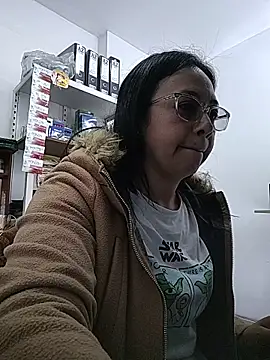 Snapshot of Violeta--7 chatting on June 2, 2026, 2:06 pm Violeta--7 online show from June 2, 2026, 2:06 pm