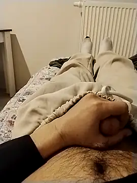 y2561 online show from April 13, 2026, 8:46 pm