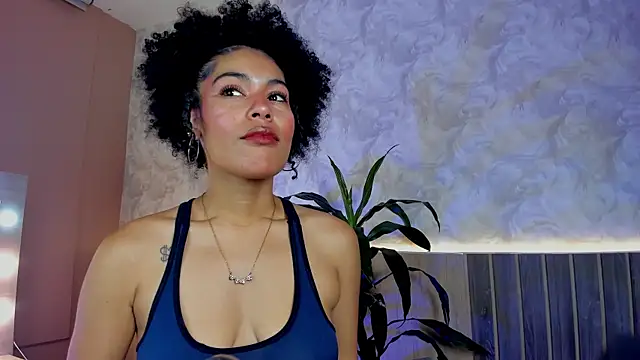 baddie delaylaa online show from April 16, 2026, 7:03 pm