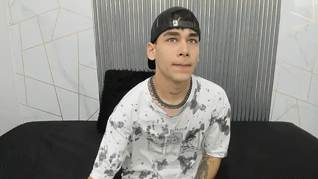 Kitsune 44 online show from March 30, 2026, 7:15 pm