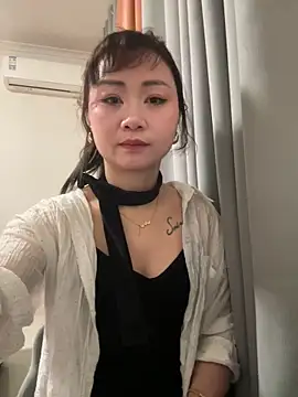 Huihui 518 online show from April 4, 2026, 6:42 am