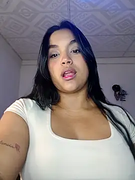 Kim roussee online show from April 25, 2026, 4:04 am